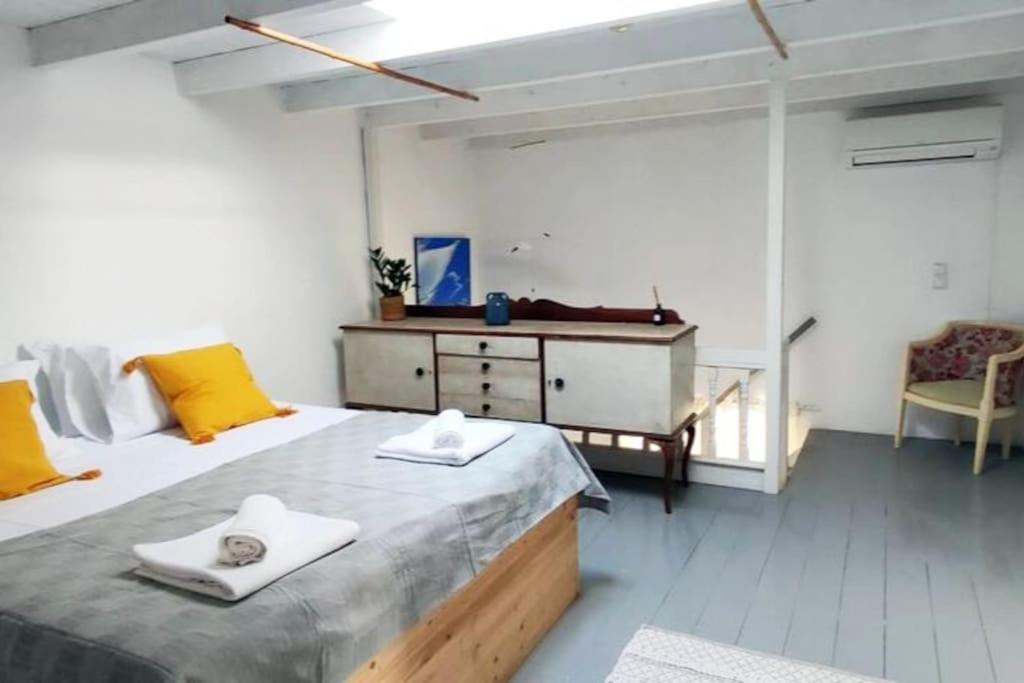Town House With Rooftop Jacuzzi Родос Экстерьер фото