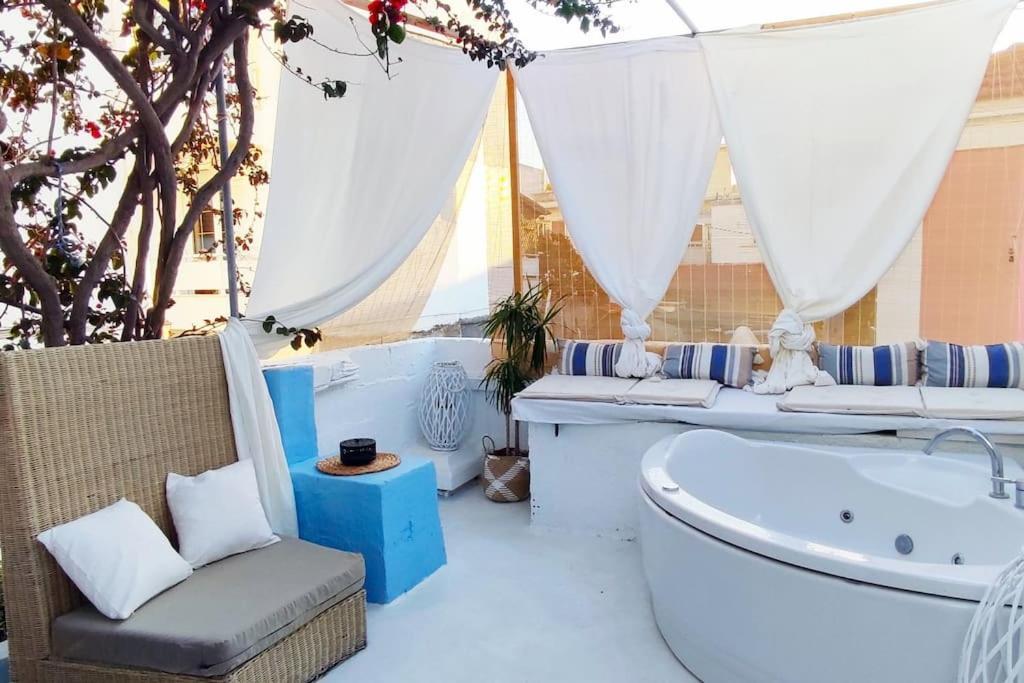 Town House With Rooftop Jacuzzi Родос Экстерьер фото